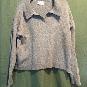 Elegant Gray Women's Sweater